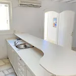 Myrovi Harmony - Sea View & Pool In Kanalia דירה