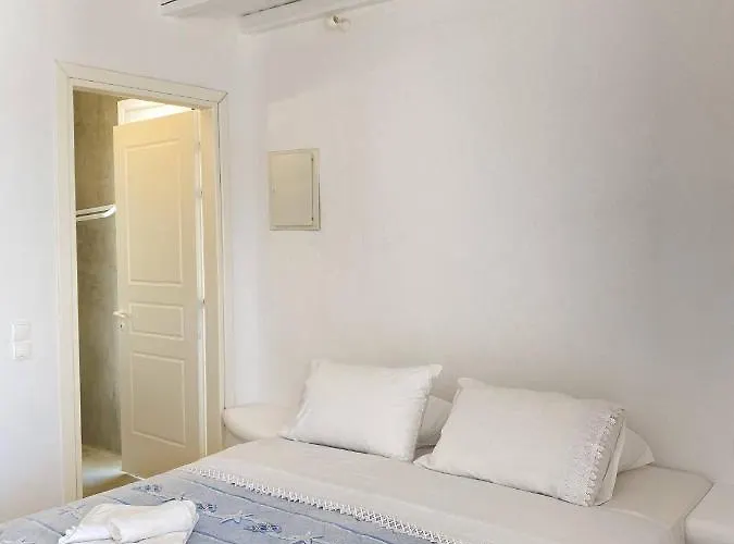 Myrovi Harmony - Sea View & Pool In Kanalia Apartman Mykonos Town